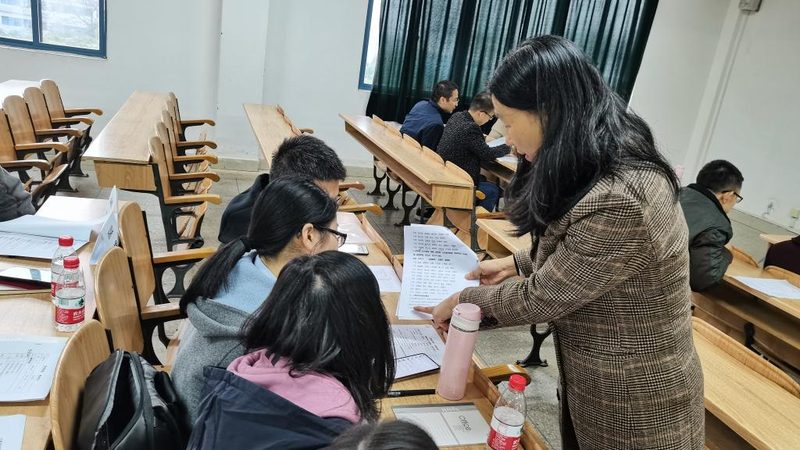 成人高考学校选择：揭秘如何找到适合自己的优质机构